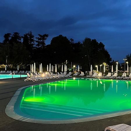 Sisan Family Resort Bardolino Esterno foto